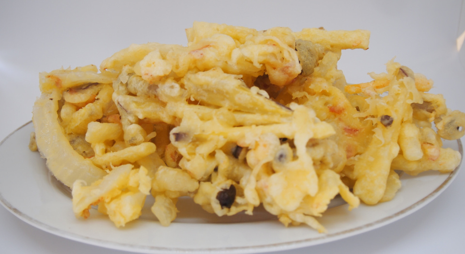 きのこ料理レシピ　いろいろきのこのガーリックソテー